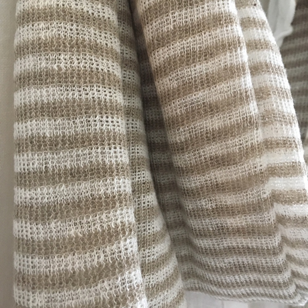 Linen Scarf - Picture 4 of 5
